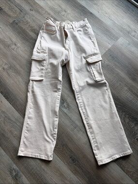 Love Trends Cream Cargo Pants with Utility Pockets sz 7